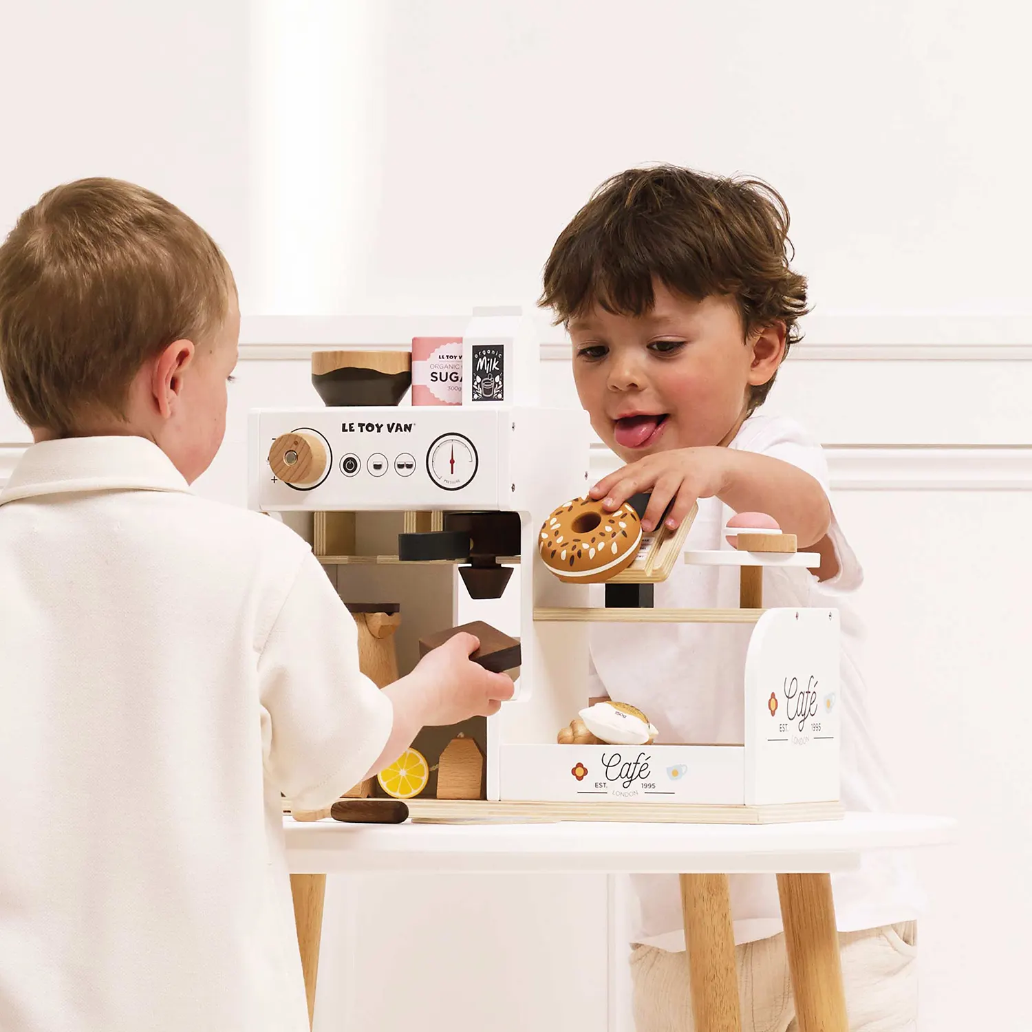 Barista Caf&egrave; Shop-Le Toy Van (LTV)