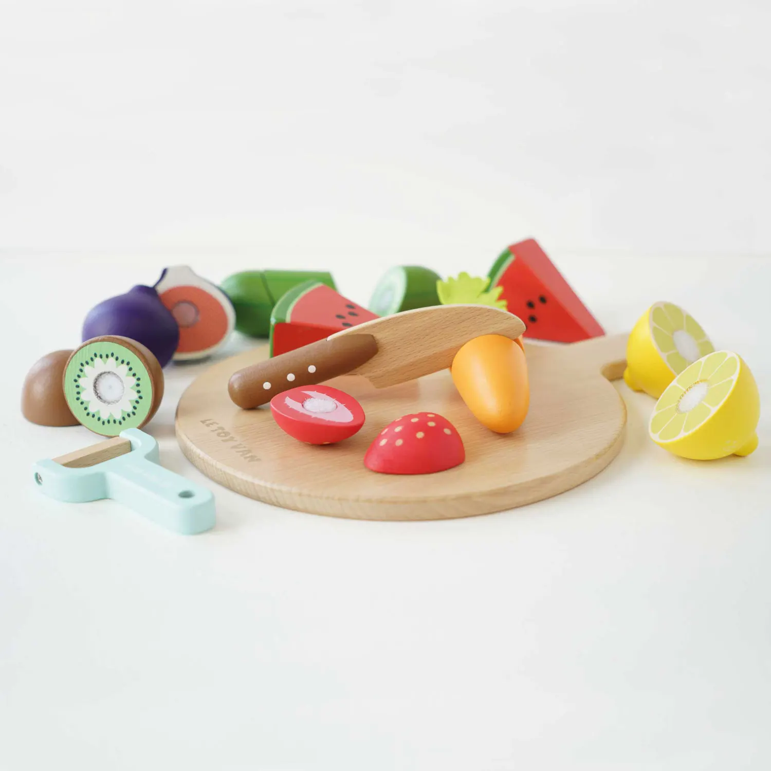 Schneidebrett mit Superfood / Wooden Chopping Board & Sliceable Play Food-Le Toy Van (LTV)