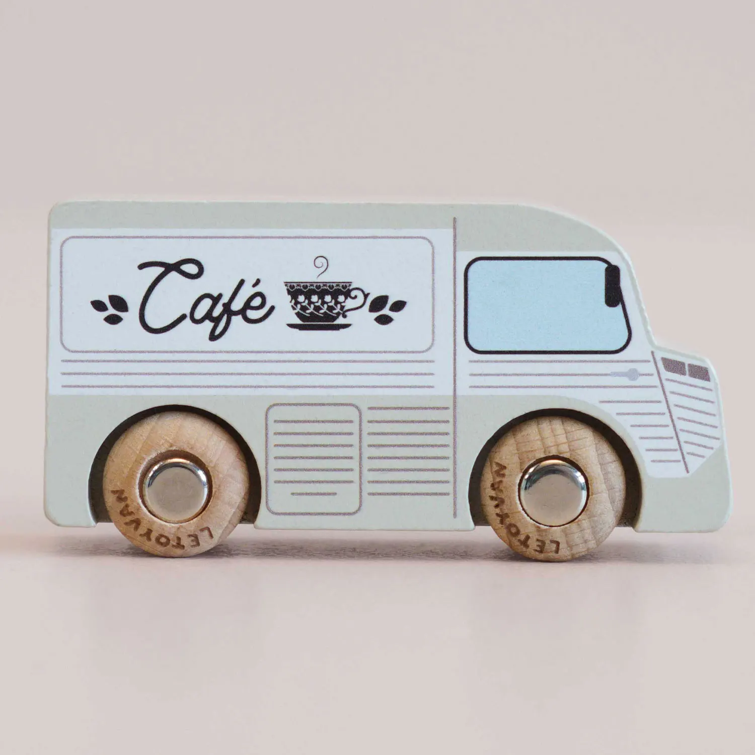 GT65 Coco-Le Toy Van (LTV)