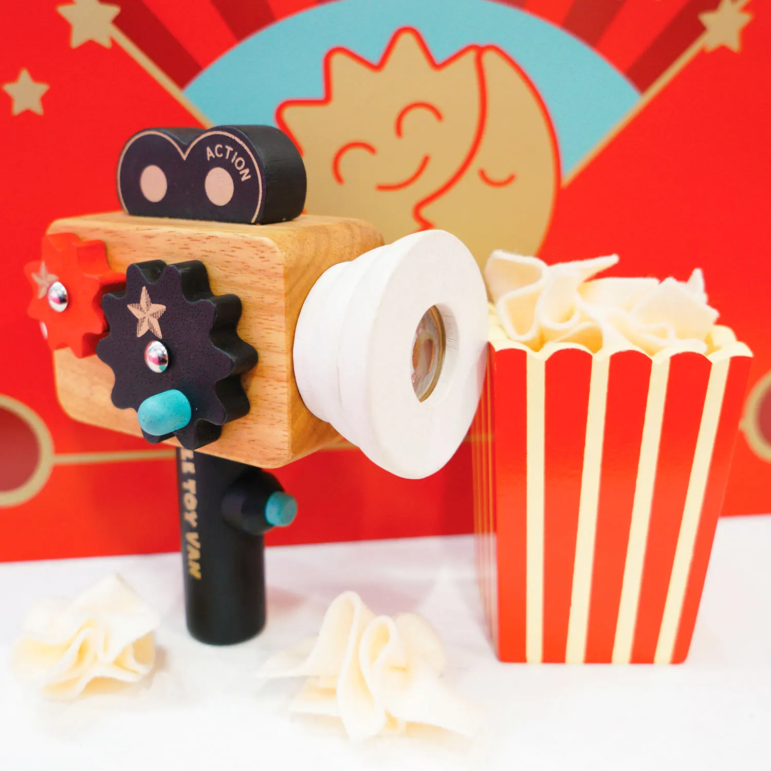 Hollywood Filmkamera / Vintage Style Film Camera-Le Toy Van (LTV)