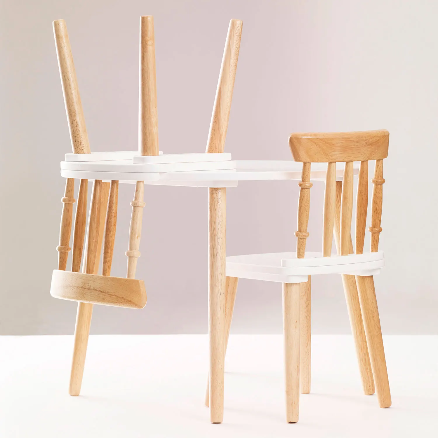 Tisch & zwei Stühle (Kindermöbel) /Childrens Wooden Table and Chairs-Le Toy Van (LTV)
