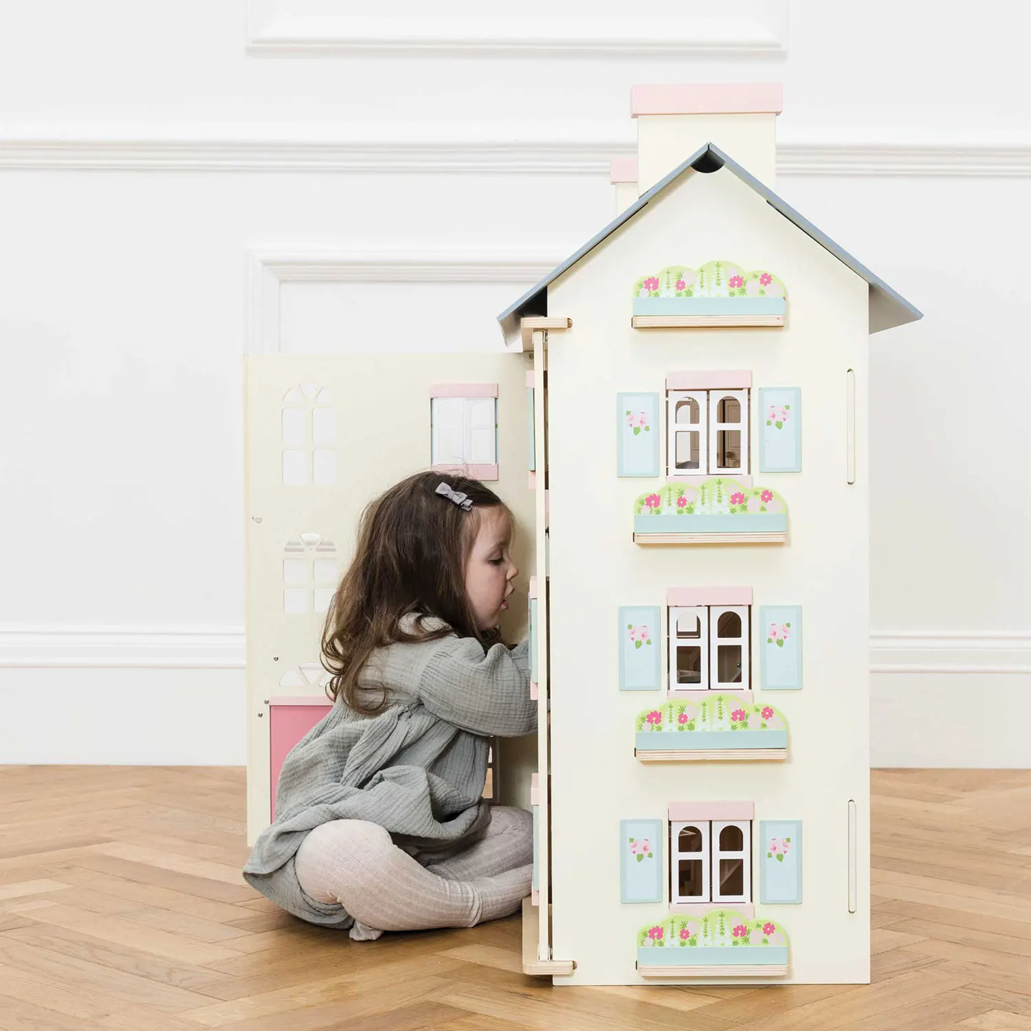 Cherry Tree Hall Haus / Cherry Tree Hall Wooden Dolls House-Le Toy Van (LTV)