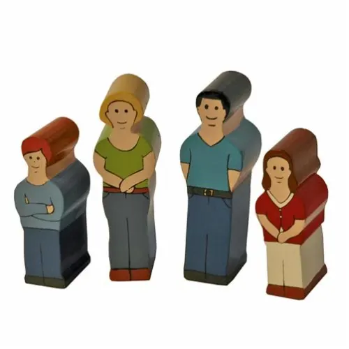 Holzfamilie Europa II Neu-KIKT · Kölner Institut für Kindertherapie