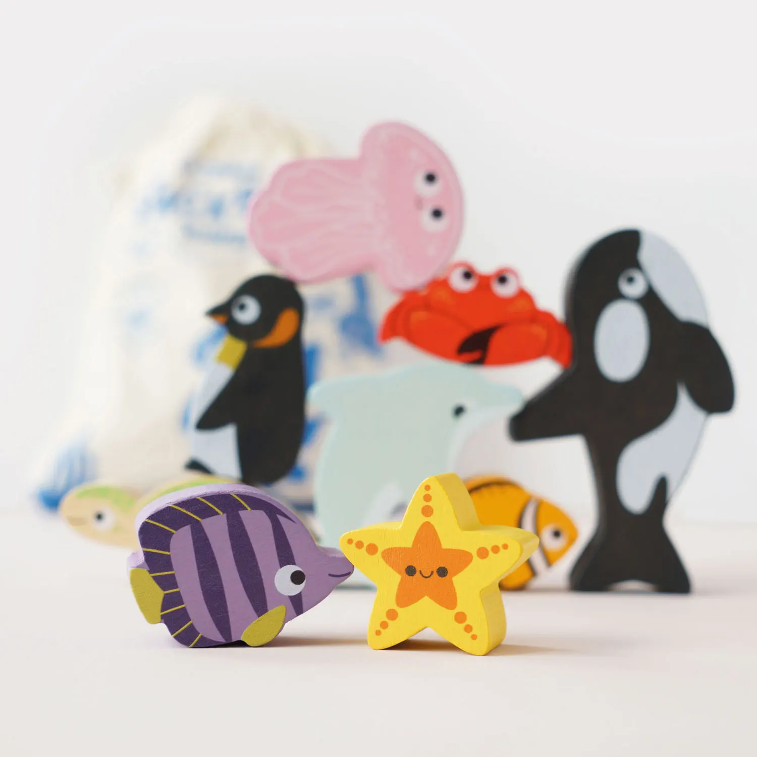 Ocean Life Stacking Animals & Bag-Le Toy Van (LTV)