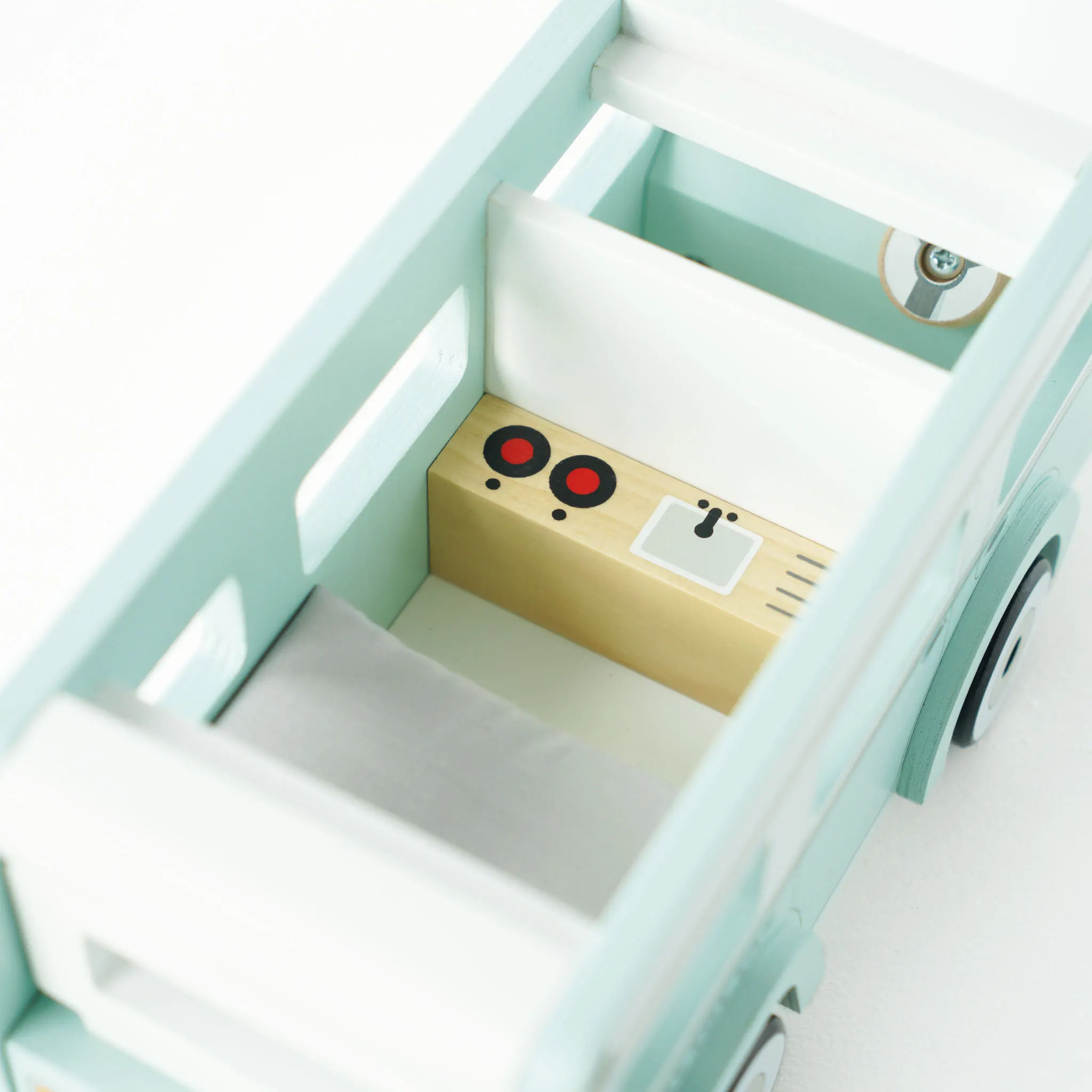 Holiday Camper / Holiday Camper Van (New Look)-Le Toy Van (LTV)