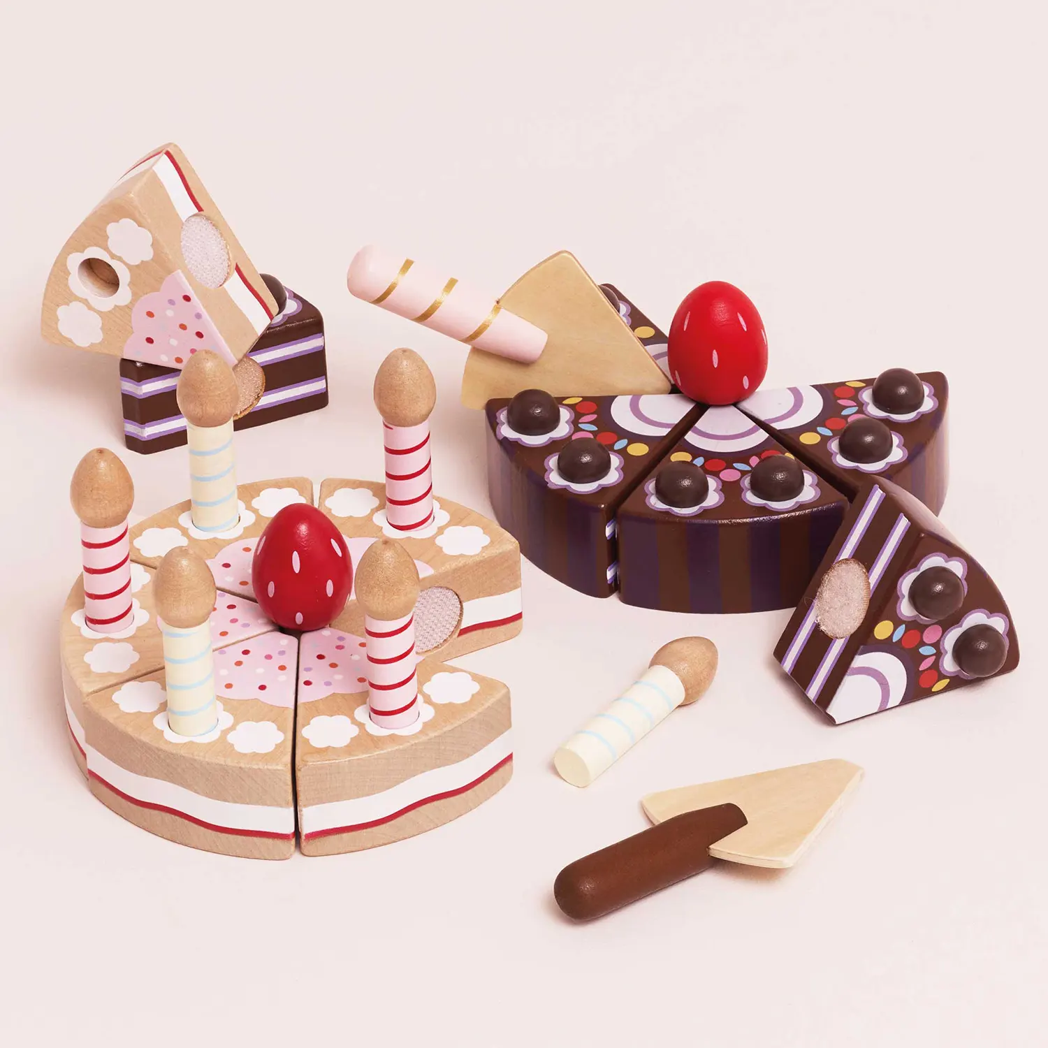 Sliceable Birthday Cake & Candles (New Look)-Le Toy Van (LTV)