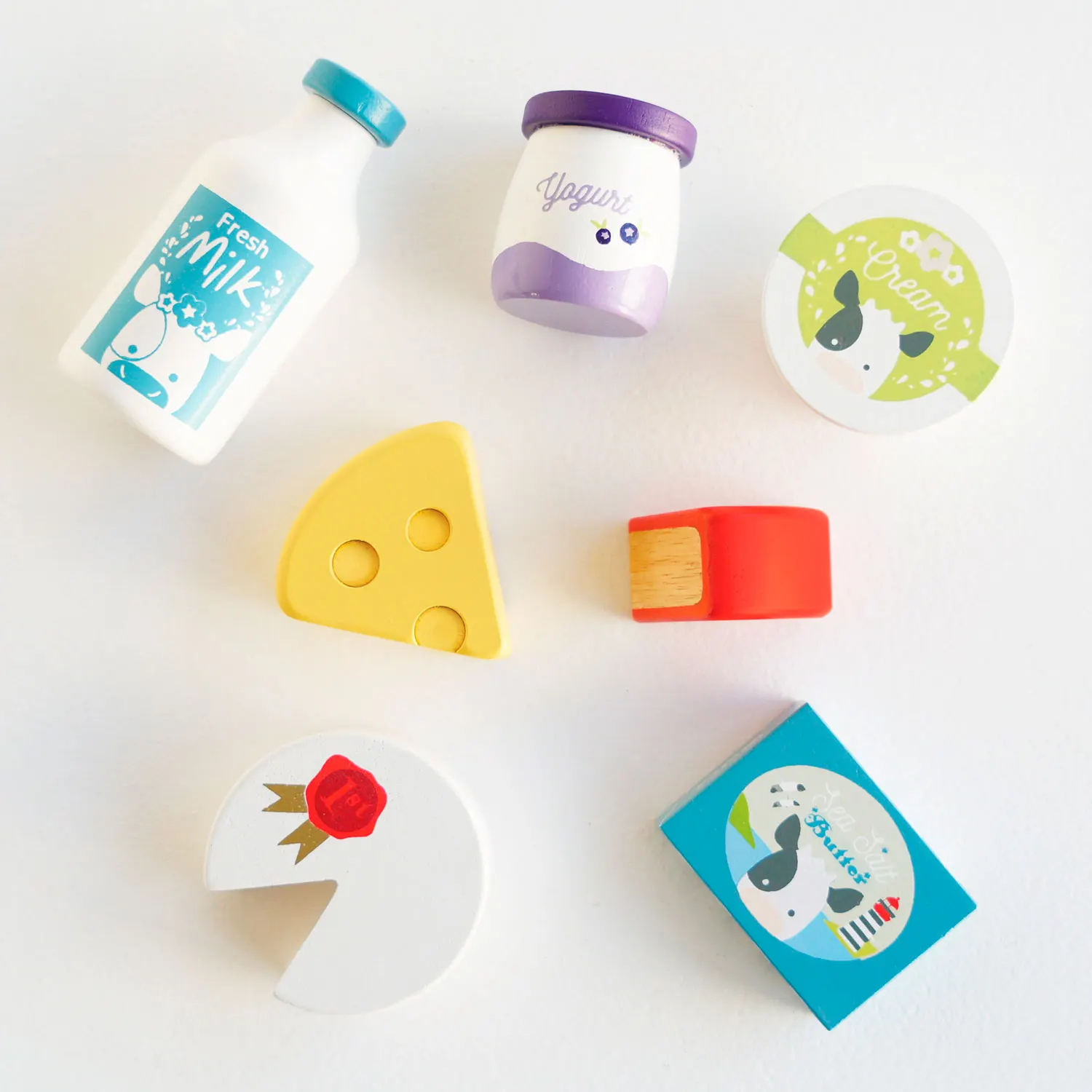 Käse & Milch Marktkiste / Cheese & Dairy Wooden Market Crate - 2022-Le Toy Van (LTV)