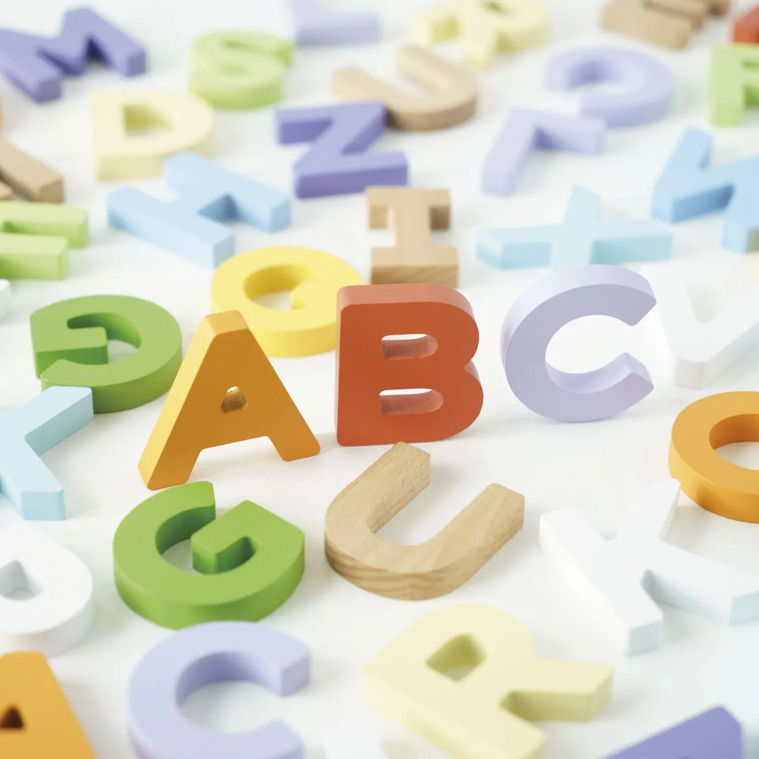 Buchstaben im Beutel / Wooden Alphabet Set & Bag-Le Toy Van (LTV)