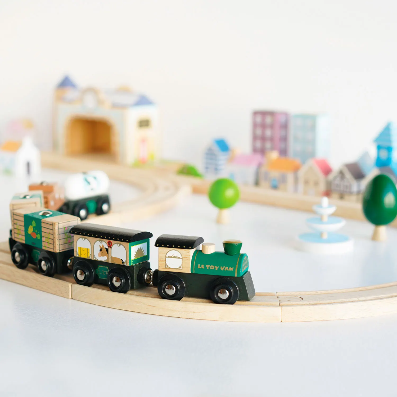 Royal Express Zug Set / Royal Express Train Set-Le Toy Van (LTV)