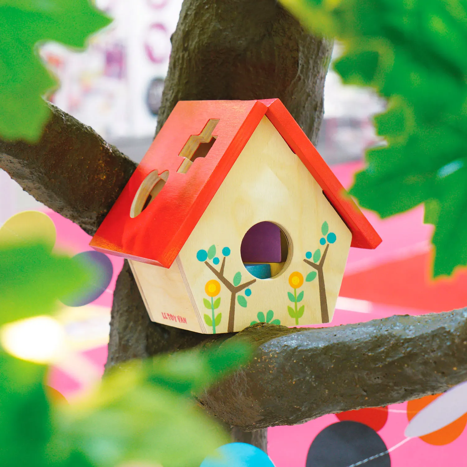 Mein kleines Vogelhaus - Formen Sortierspiel / Woodland Bird House Shape Sorter-Le Toy Van (LTV)