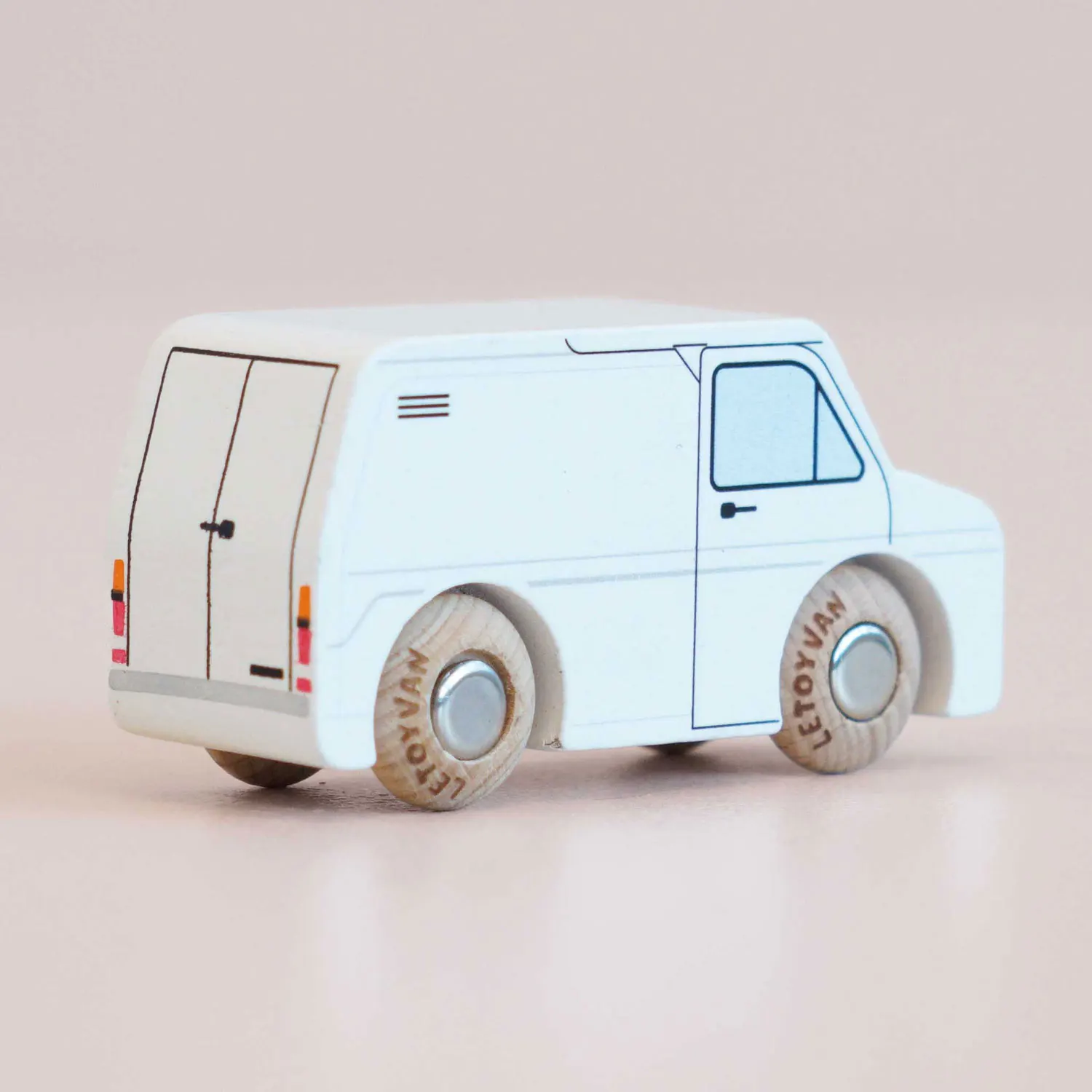 GT175 Frank-Le Toy Van (LTV)
