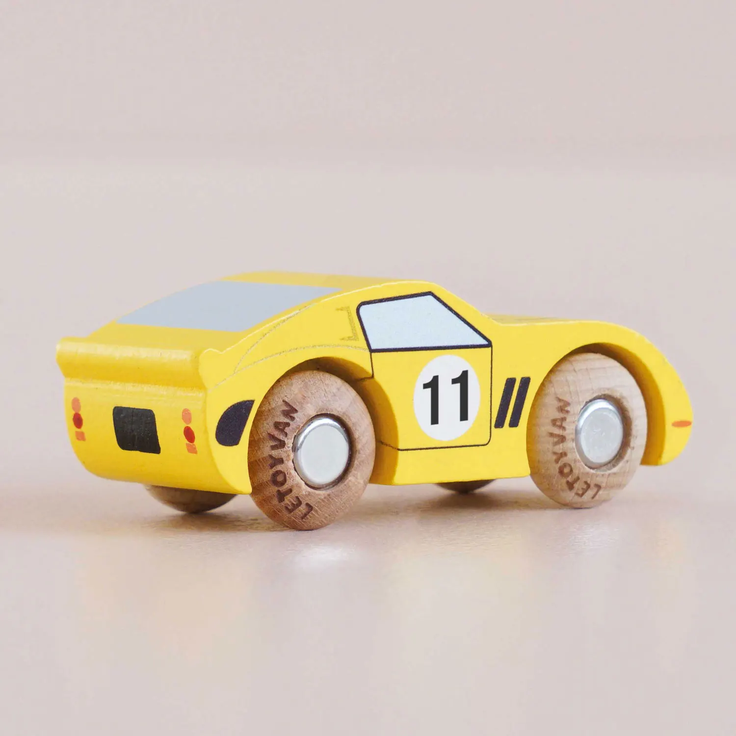 GT135 Luca-Le Toy Van (LTV)