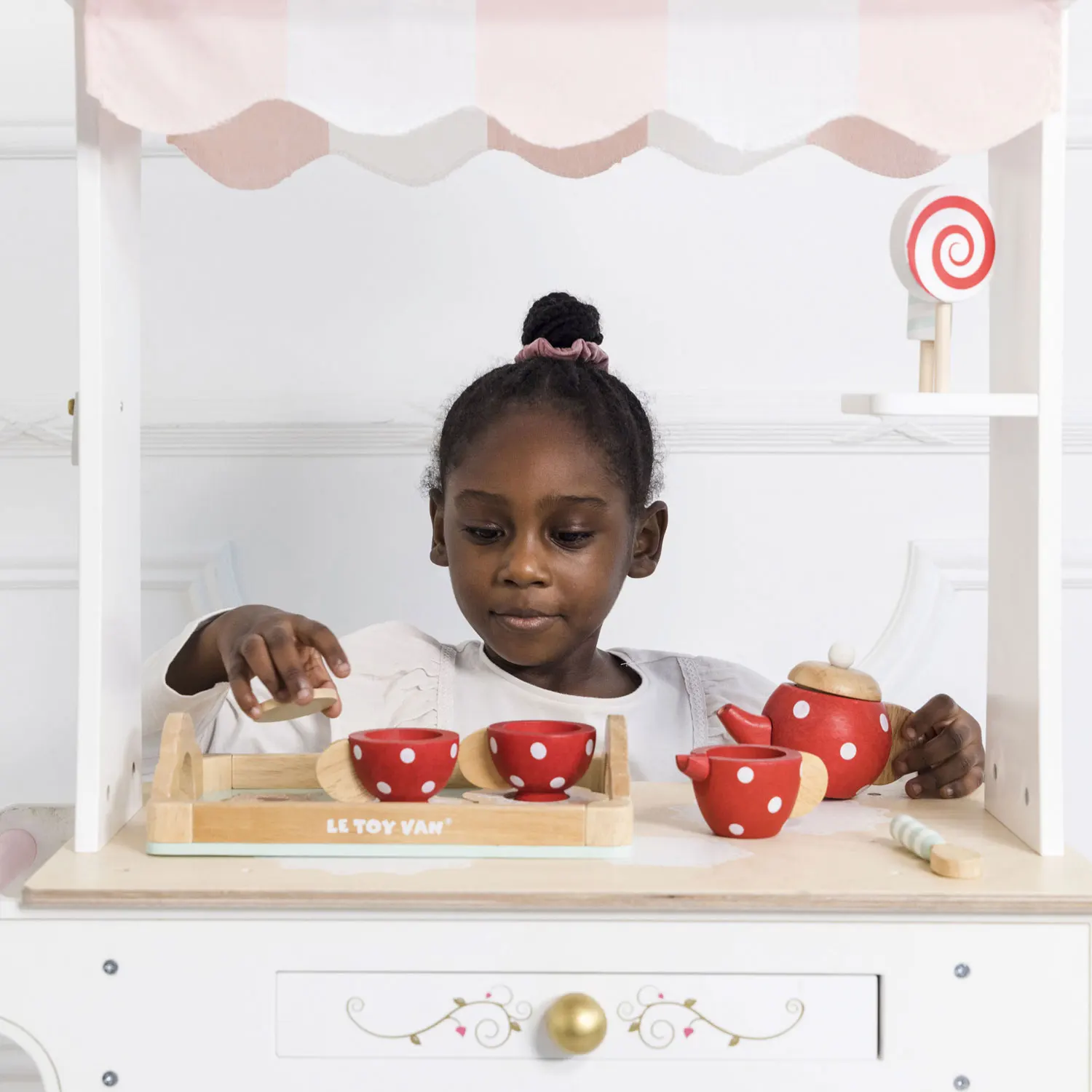 Tee-Set & Tablett / Tea Set & Tray-Le Toy Van (LTV)