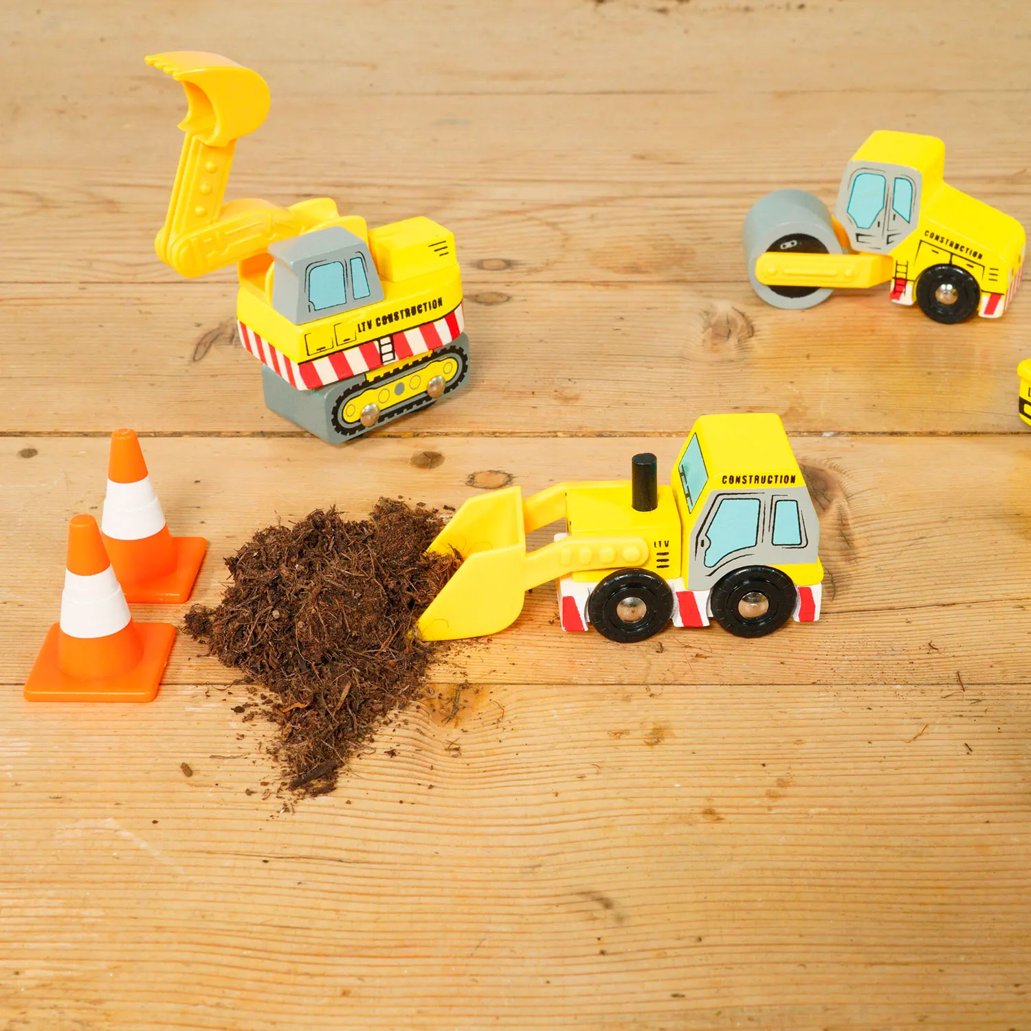 Baufahrzeuge / Construction Set, 2022-Le Toy Van (LTV)