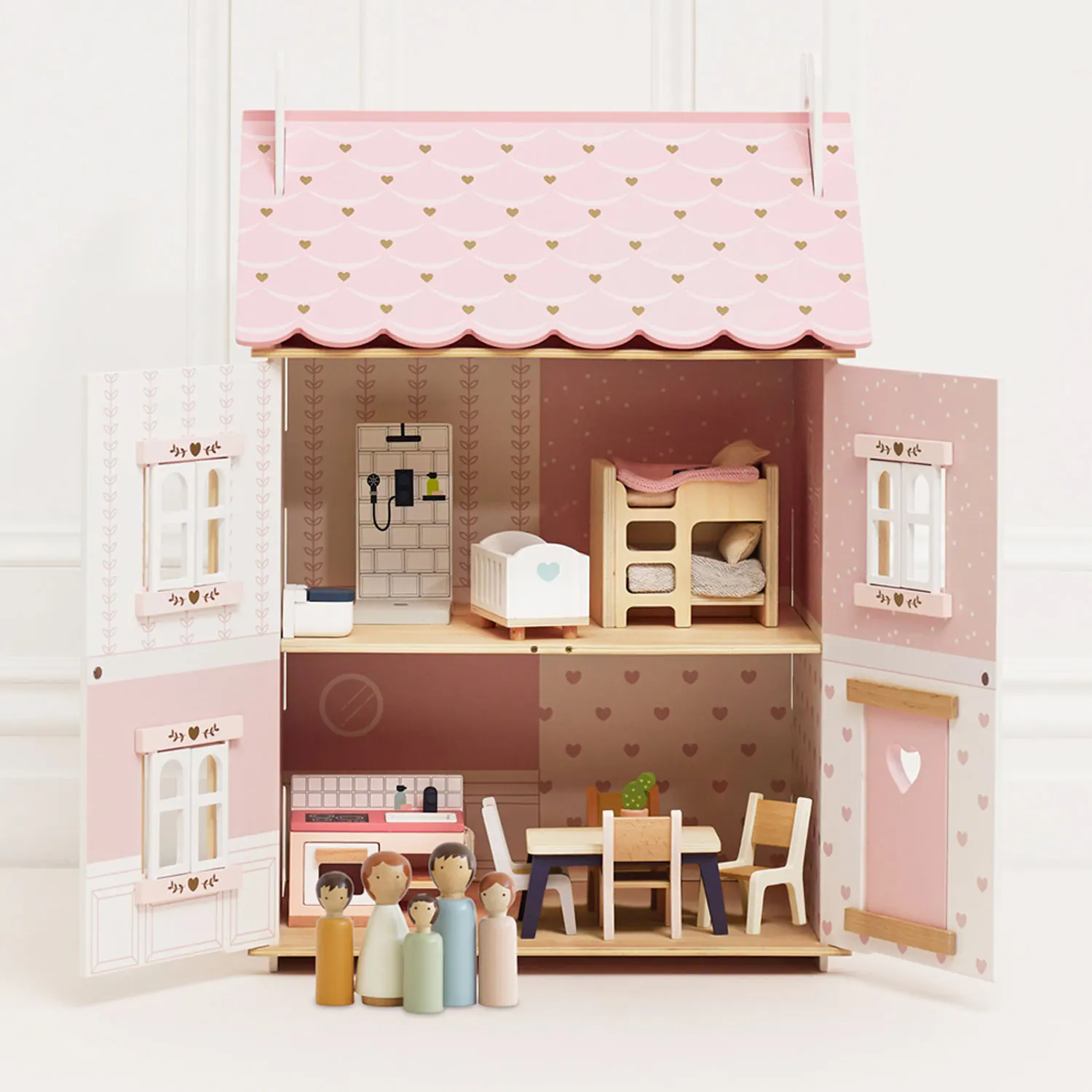 Roseheart Wooden Dolls House,Furniture & Family
