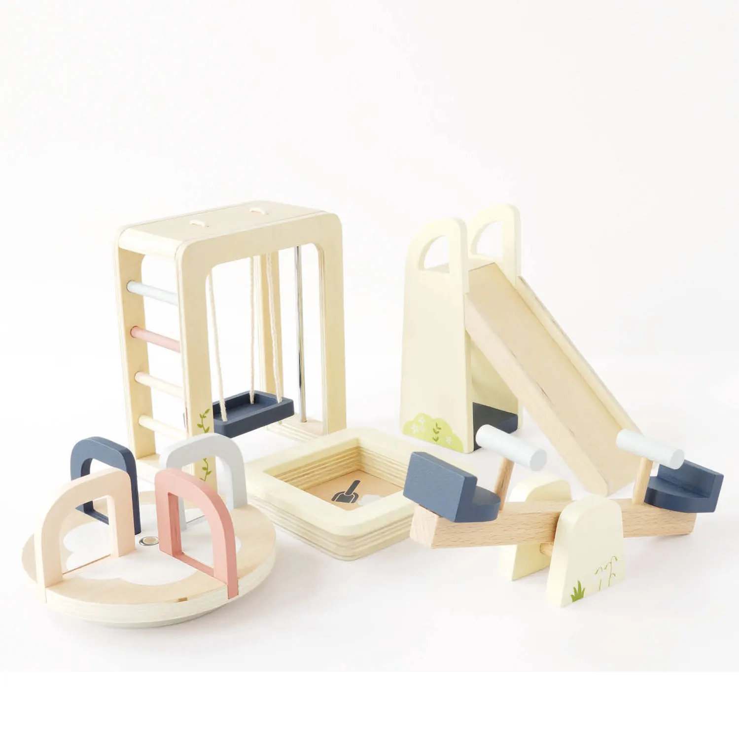 Spielplatz für Puppenhaus / Dollshouse Outdoor Playfurniture (New Look)-Le Toy Van (LTV)