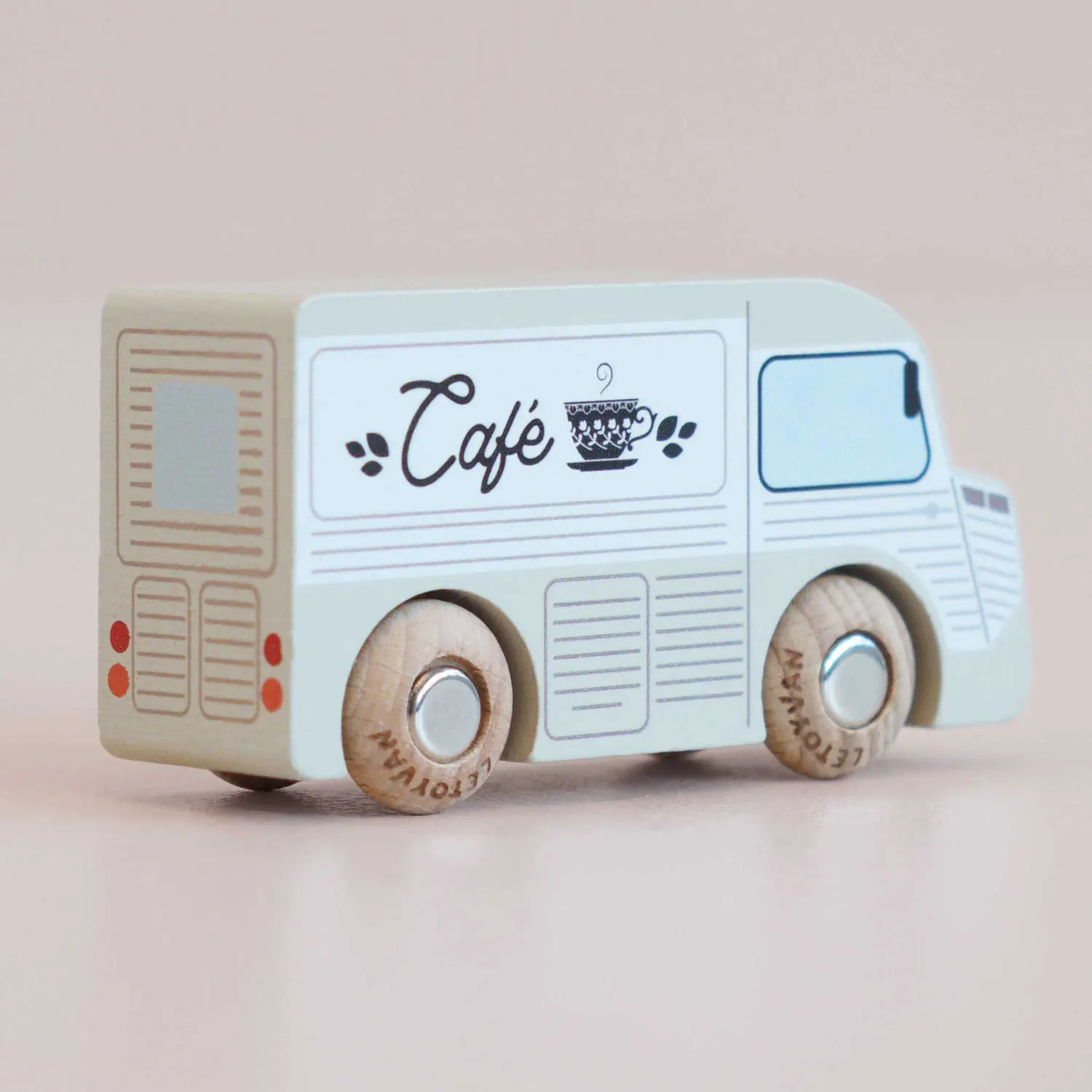 GT65 Coco-Le Toy Van (LTV)