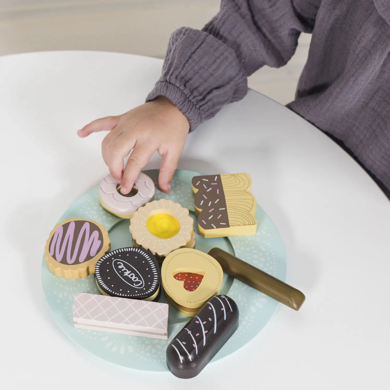 Kekse und Teller Set / Biscuit & Cookie Set-Le Toy Van (LTV)