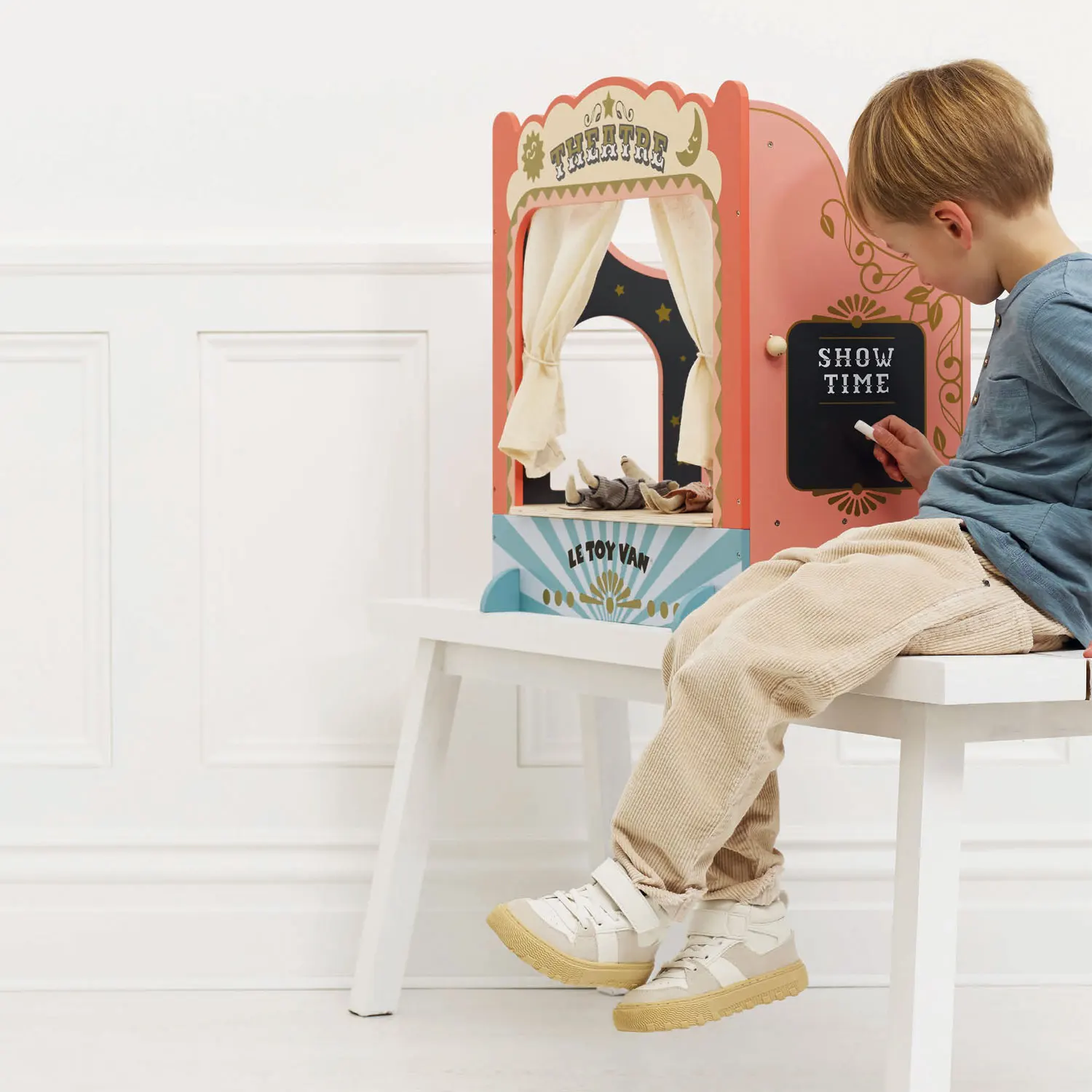 Tabletop Puppet Wooden Theatre-Le Toy Van (LTV)