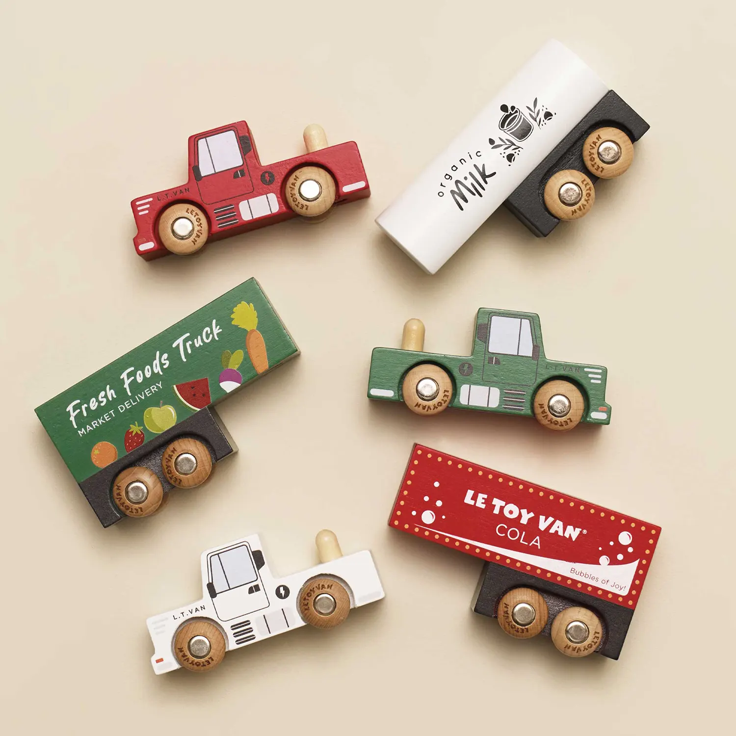 Wooden Trailer Truck Set / Lastwagen-Set-Le Toy Van (LTV)