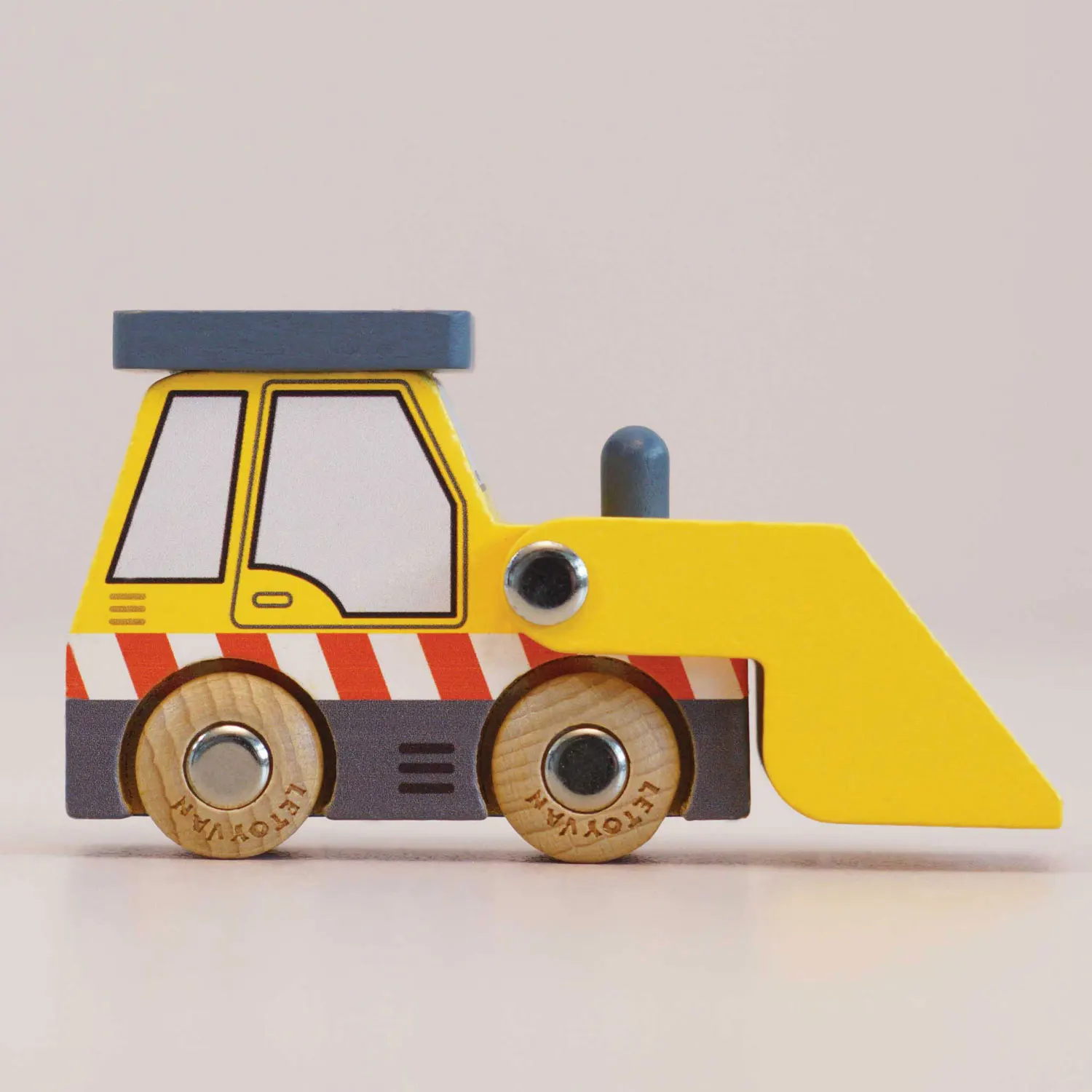 GT220 Vince-Le Toy Van (LTV)