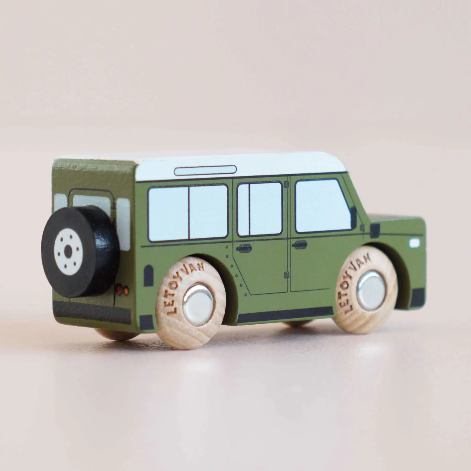 GT150 Archie-Le Toy Van (LTV)