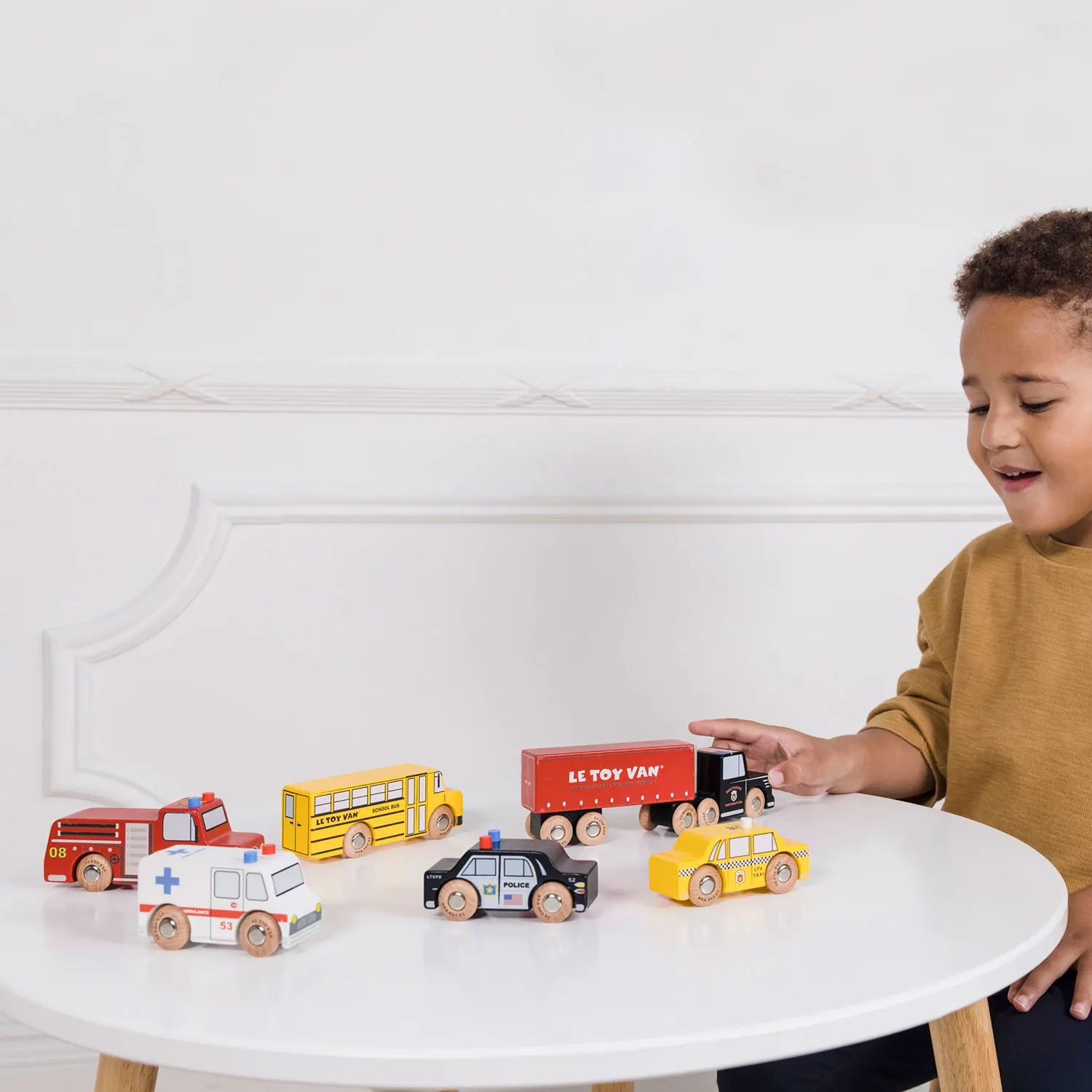 New York Auto Set / New York Toy Car Set-Le Toy Van (LTV)