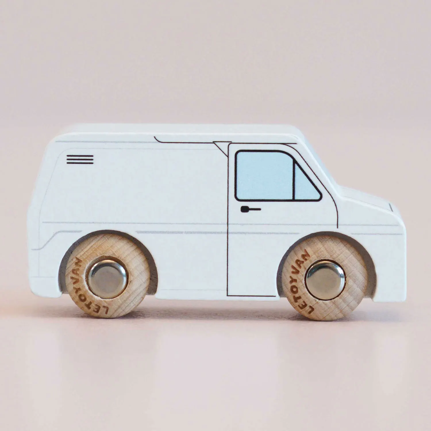 GT175 Frank-Le Toy Van (LTV)