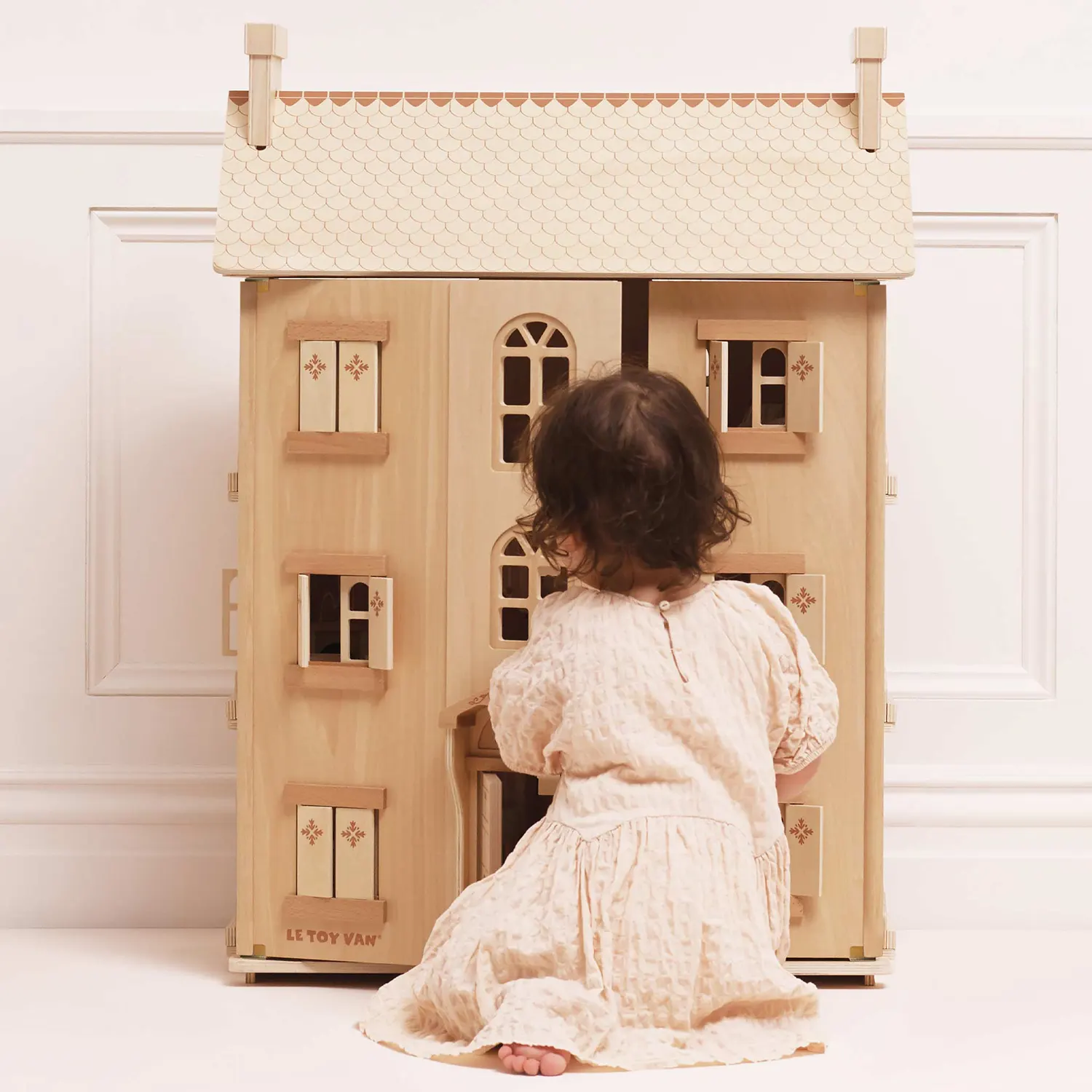 Puppenhaus Natur / Natural Wood Doll House-Le Toy Van (LTV)