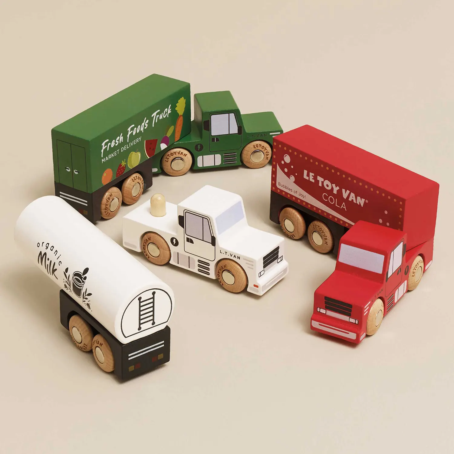 Wooden Trailer Truck Set / Lastwagen-Set-Le Toy Van (LTV)