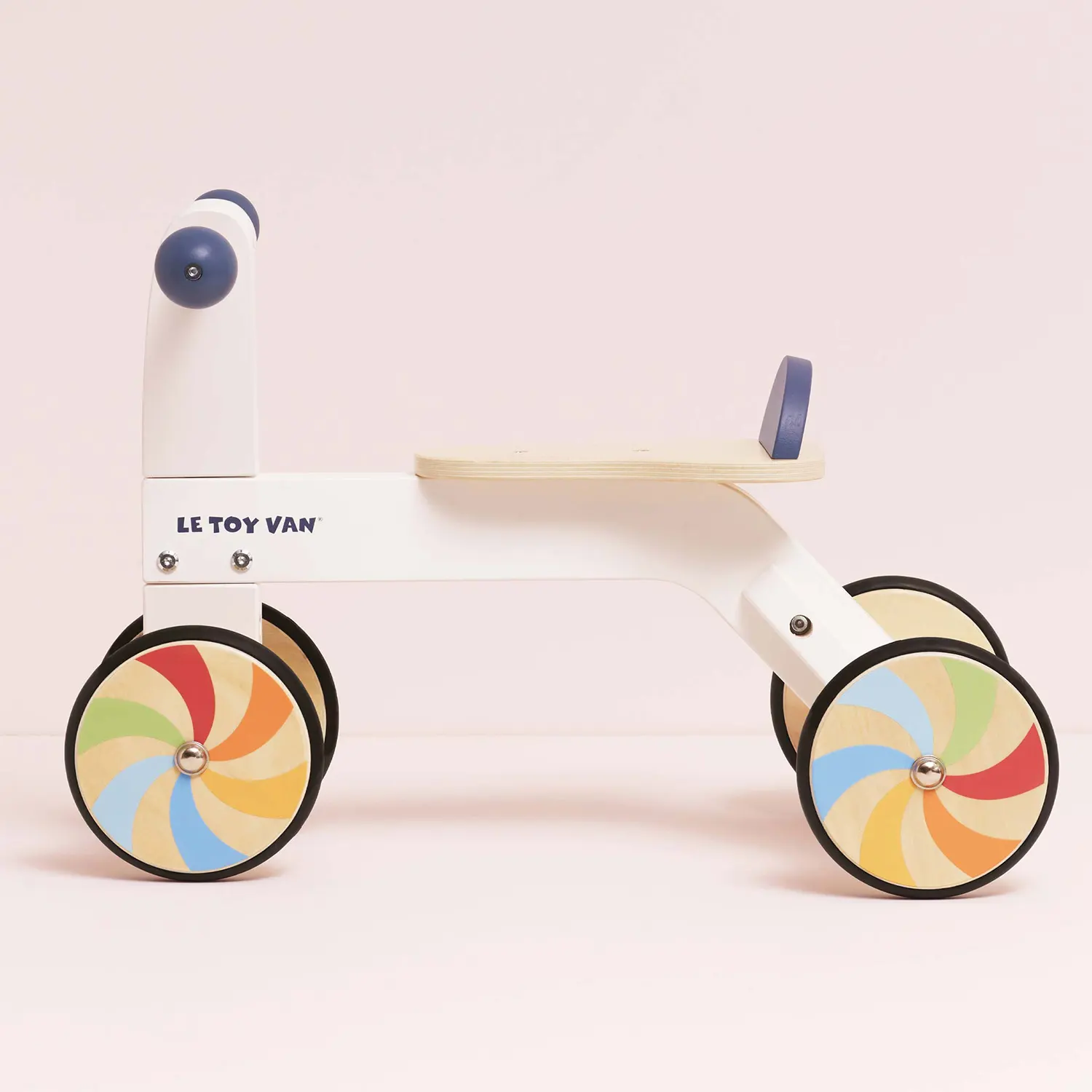 Holzdreirad Regenbogen / Wooden Rainbow Ride-On Trike-Le Toy Van (LTV)
