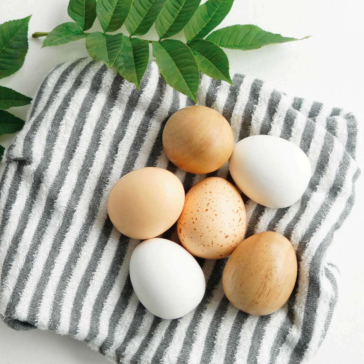 Frische Holzeier halbes Dutzend Marktkiste/Farm Eggs Wooden Market Crate - 2022-Le Toy Van (LTV)