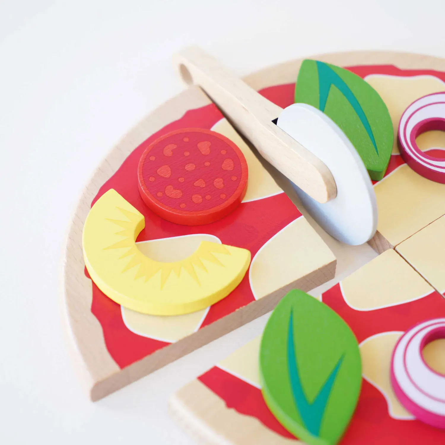 Pizza & Belag  mit Schneiderad / Pizza & Toppings with Slice Cutter-Le Toy Van (LTV)