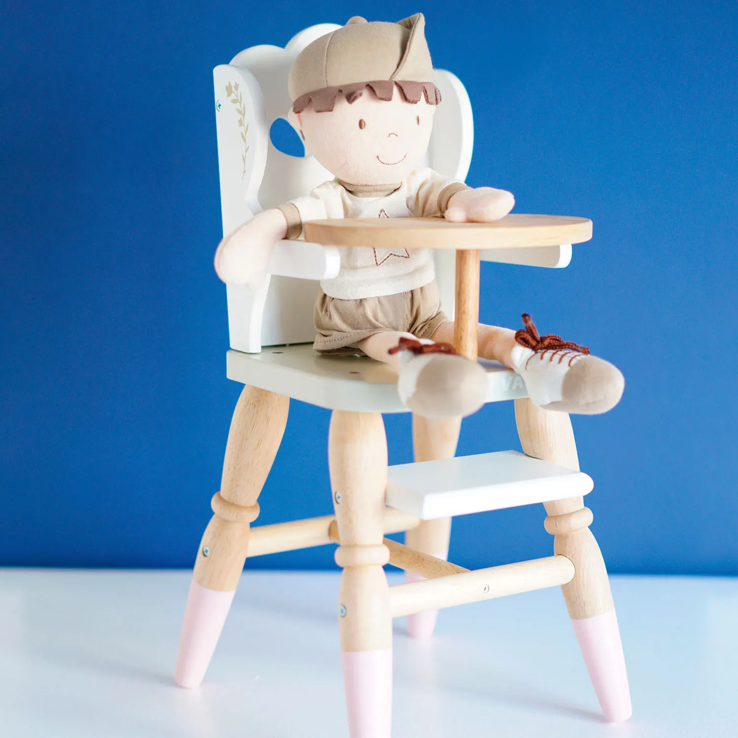 Hochstuhl für Puppen / Dolls Wooden High Chair-Le Toy Van (LTV)