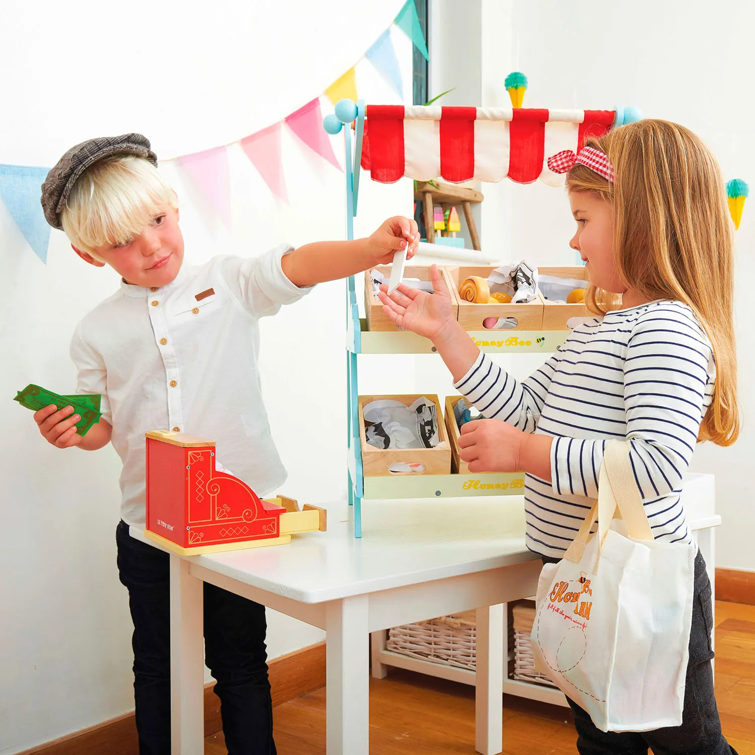 Registrierkasse / Shop Till - Cash Register & Money-Le Toy Van (LTV)