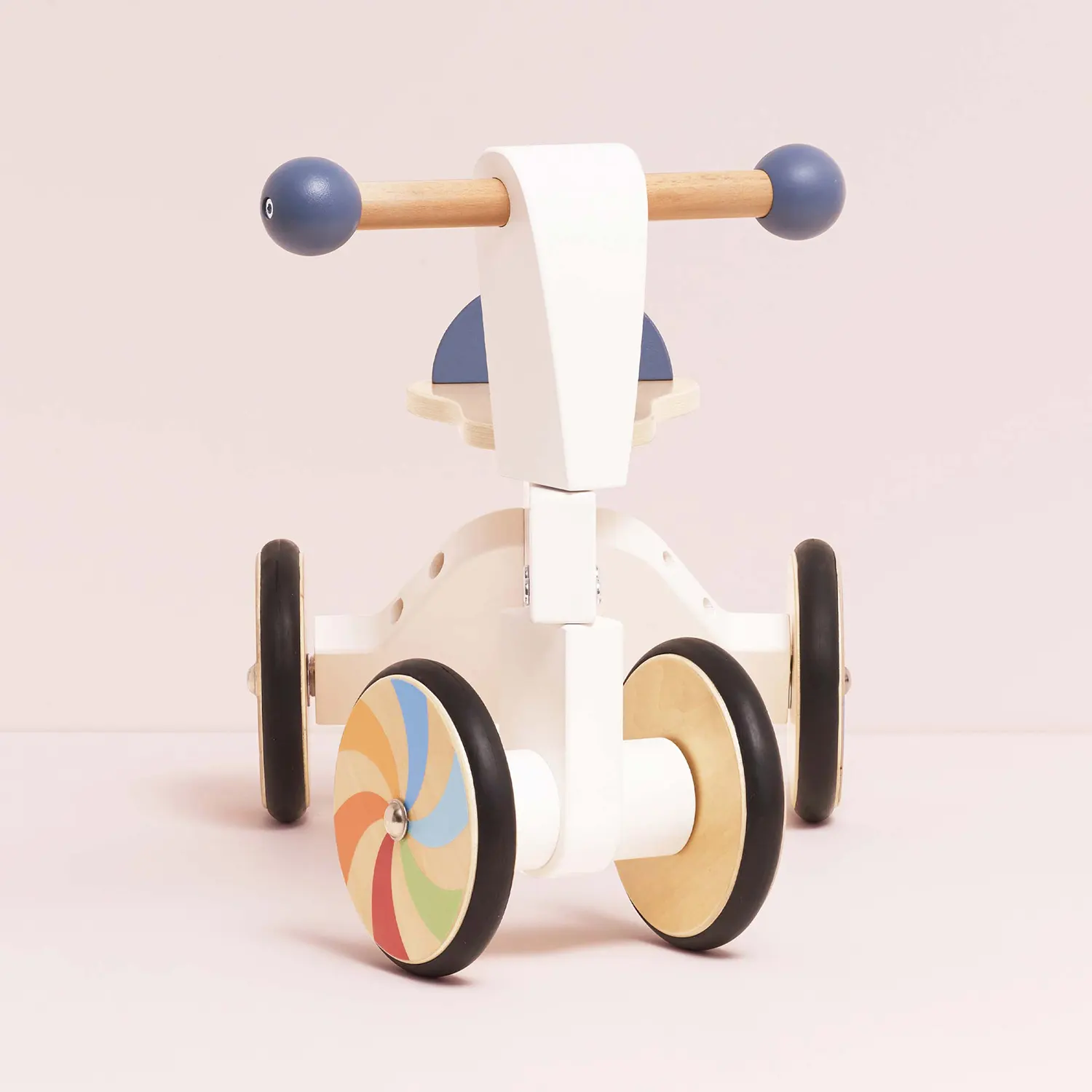 Holzdreirad Regenbogen / Wooden Rainbow Ride-On Trike-Le Toy Van (LTV)