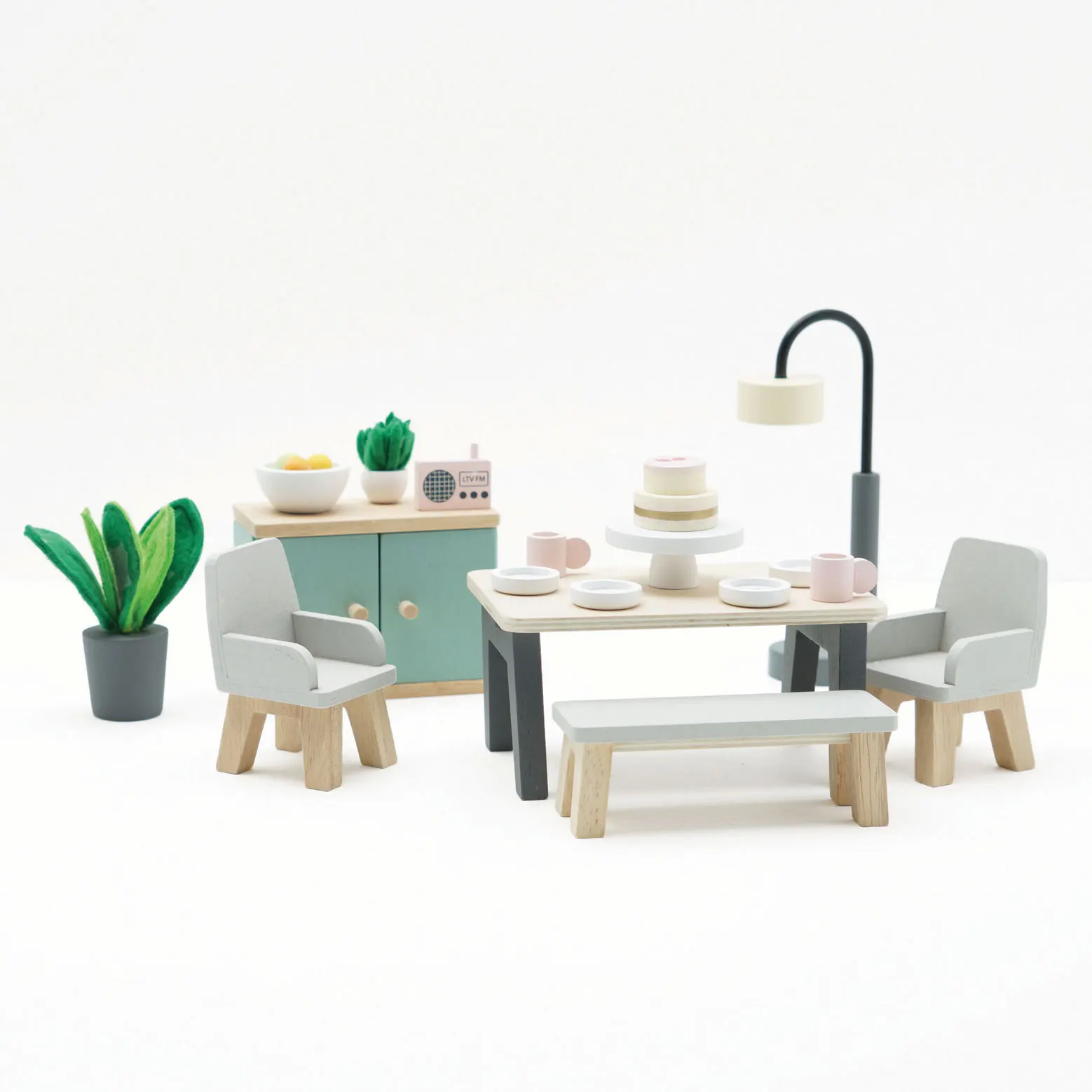 Daisylane Esszimmer / Wooden Dolls House Dining Room (New Look)-Le Toy Van (LTV)