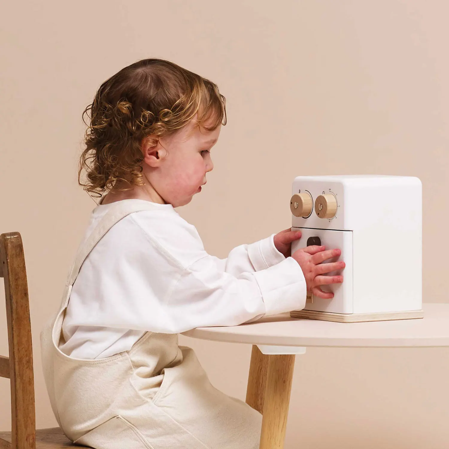 Heißluftfritteuse & Spielzeuglebensmittel / Air Fryer & Playfood-Le Toy Van (LTV)
