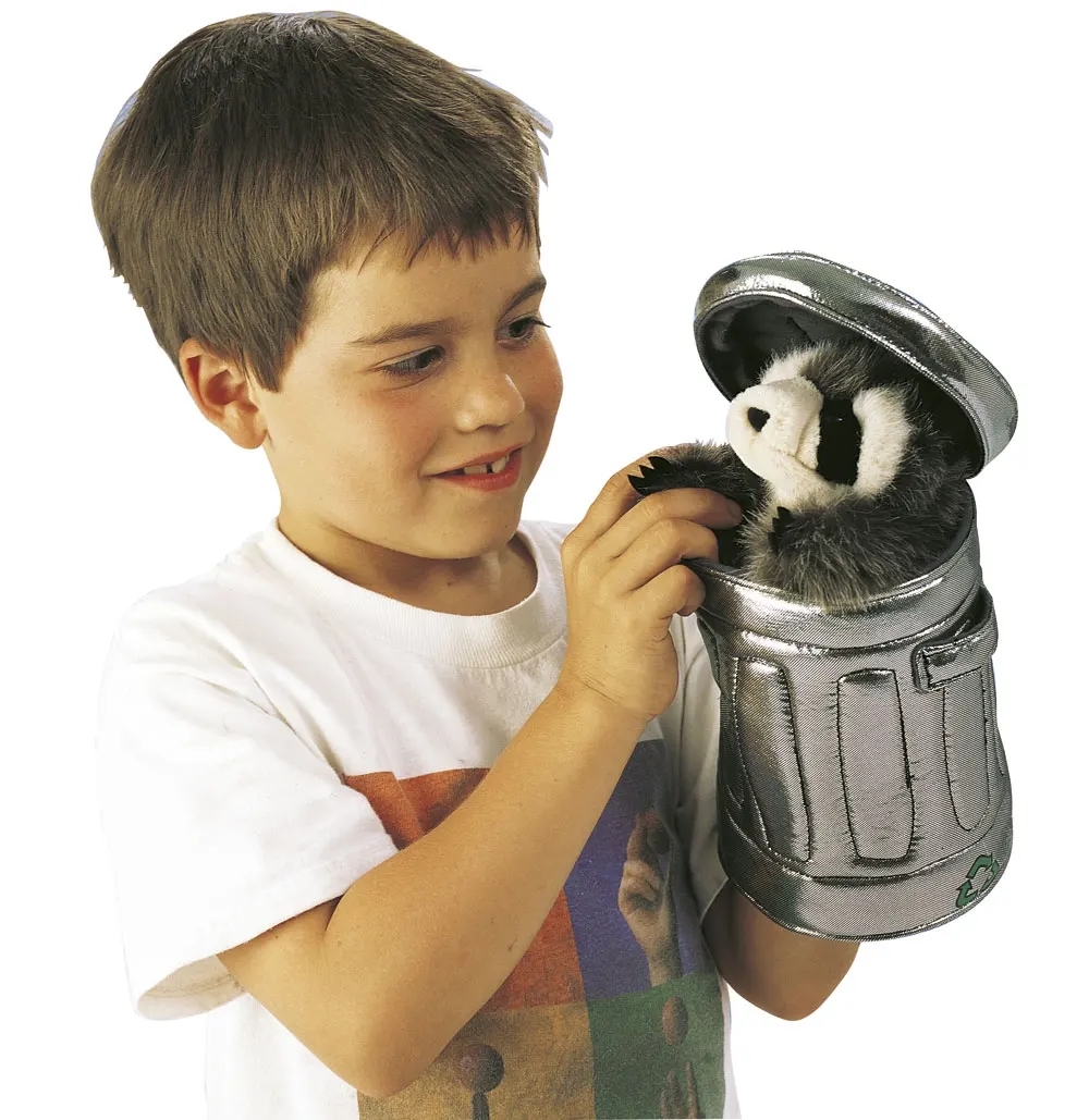 Waschbär im Mülleimer / Raccoon in Garbage Can-Folkmanis® Puppets