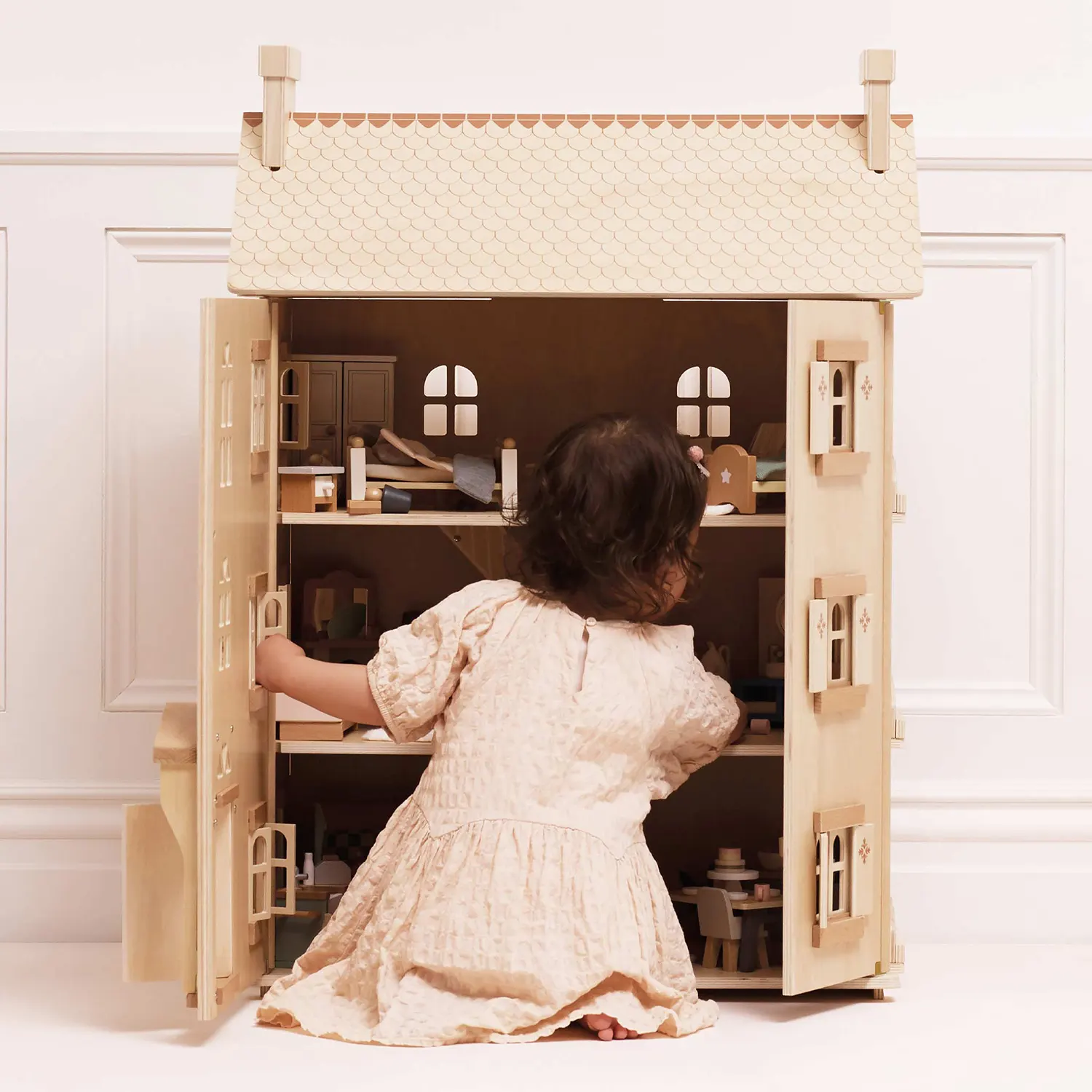 Puppenhaus Natur / Natural Wood Doll House-Le Toy Van (LTV)