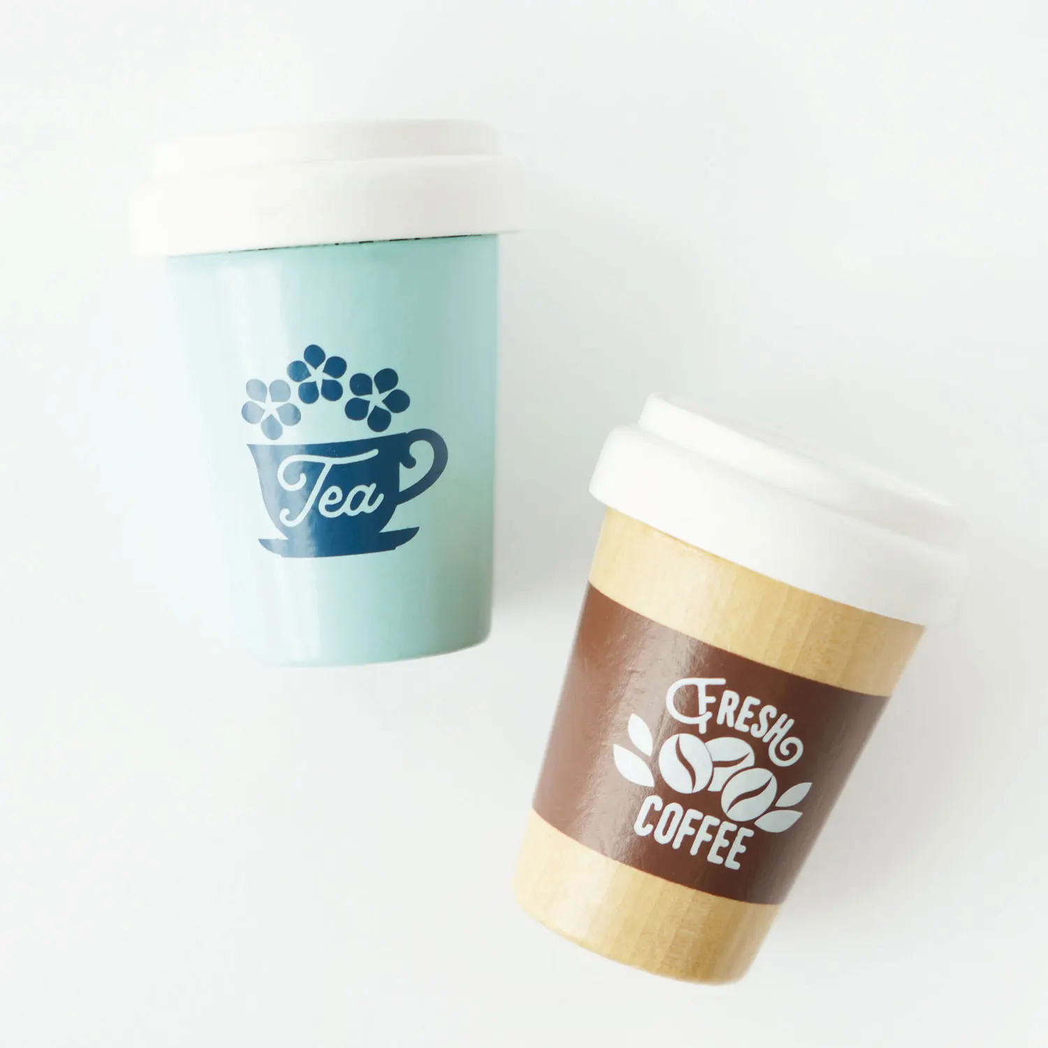 Tea & Coffee Re-Useable Eco Cups/Tee & Kaffee Wiederverwendbare Öko-Becher-Le Toy Van (LTV)