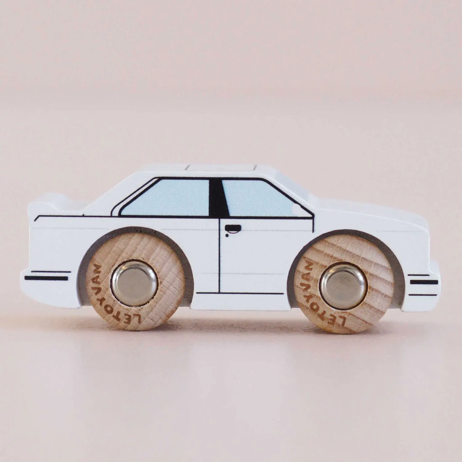 GT120 William-Le Toy Van (LTV)