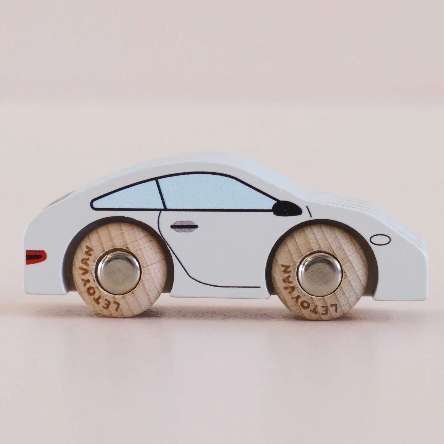GT90 Poppy-Le Toy Van (LTV)