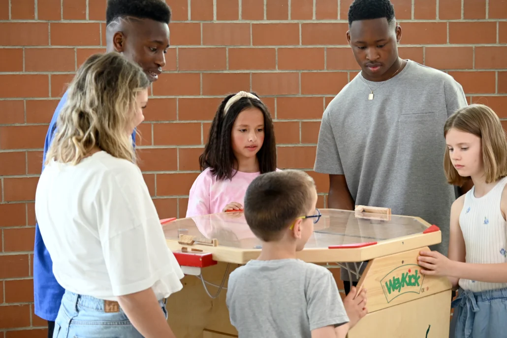 WeyKick Arena Fix 7700 A - 6 Spielfiguren und 1 Ball-WeyKick