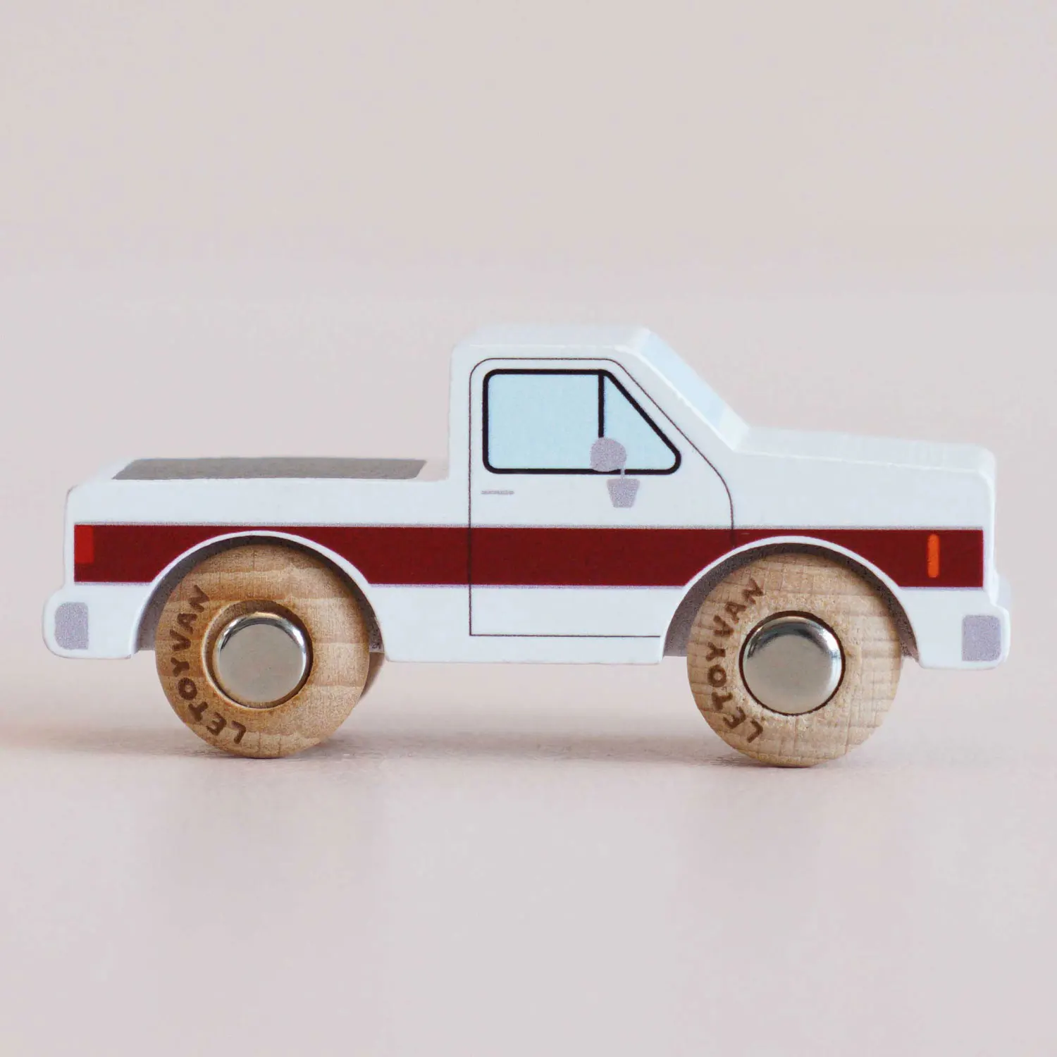 GT165 Charlie-Le Toy Van (LTV)