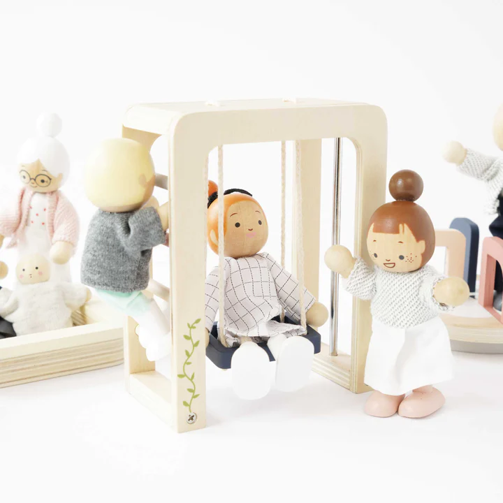 Spielplatz für Puppenhaus / Dollshouse Outdoor Playfurniture (New Look)-Le Toy Van (LTV)